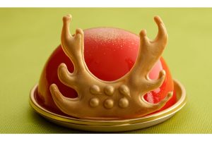 Osaka hotel’s samurai helmet inspired cake gives you a sweet taste of feudal Japan