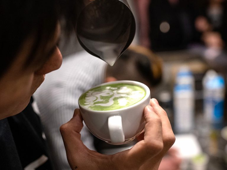 Latte Artists Go Head to Head on Matcha Canvas for Japan Matcha Latte Art Competition 2019