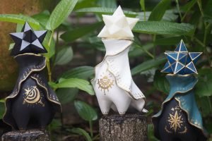 Japanese artist crafts mysterious “children of the stars” lamps with out of this world cuteness