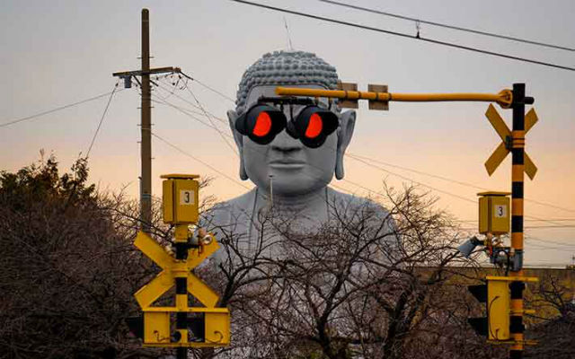 Nearby Train Crossing Gives Aichi’s Daibutsu The Title Of Most Stylish Great Buddha In Japan